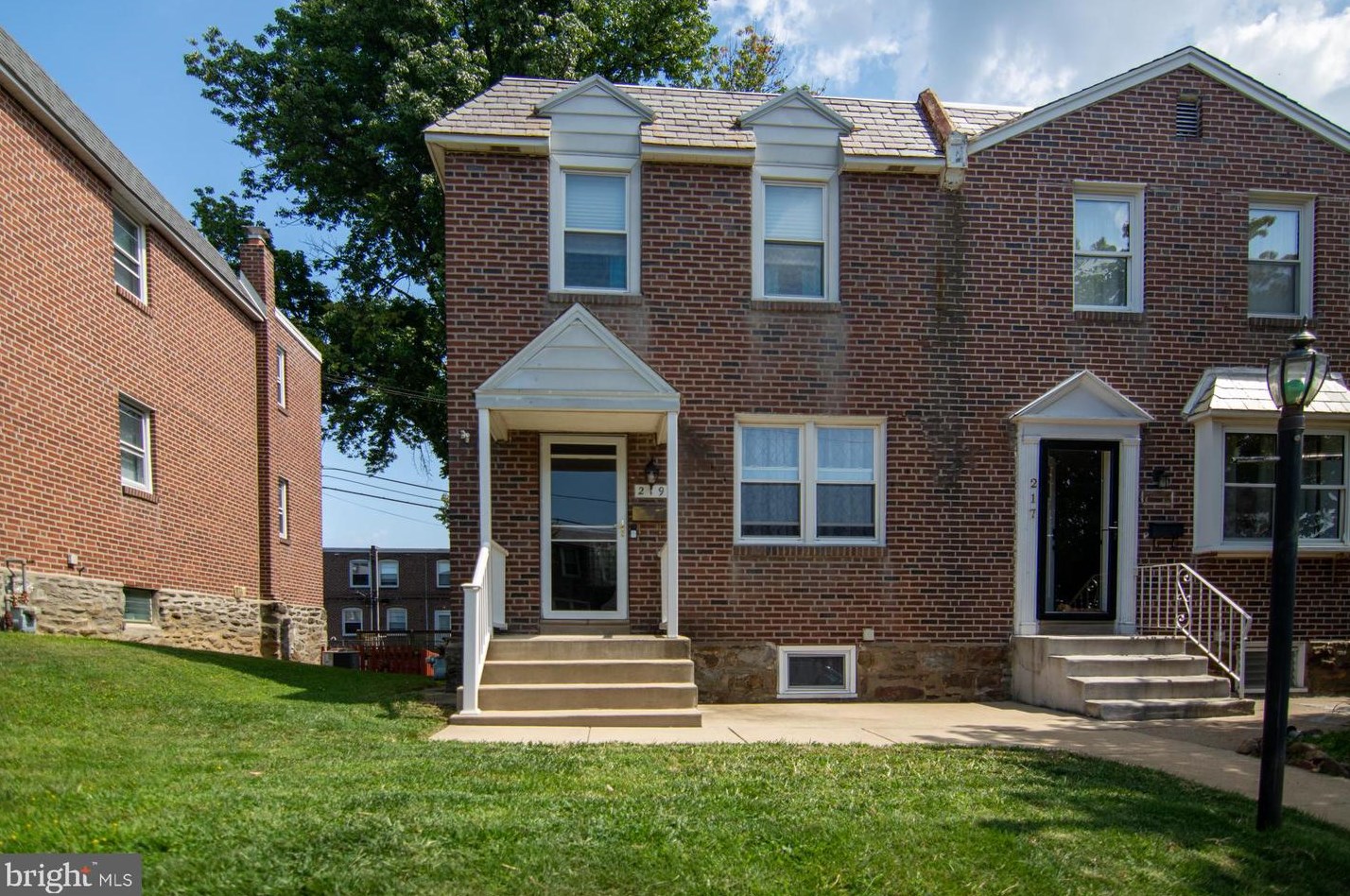 219 Wilde Ave, Upper Darby, PA 19026