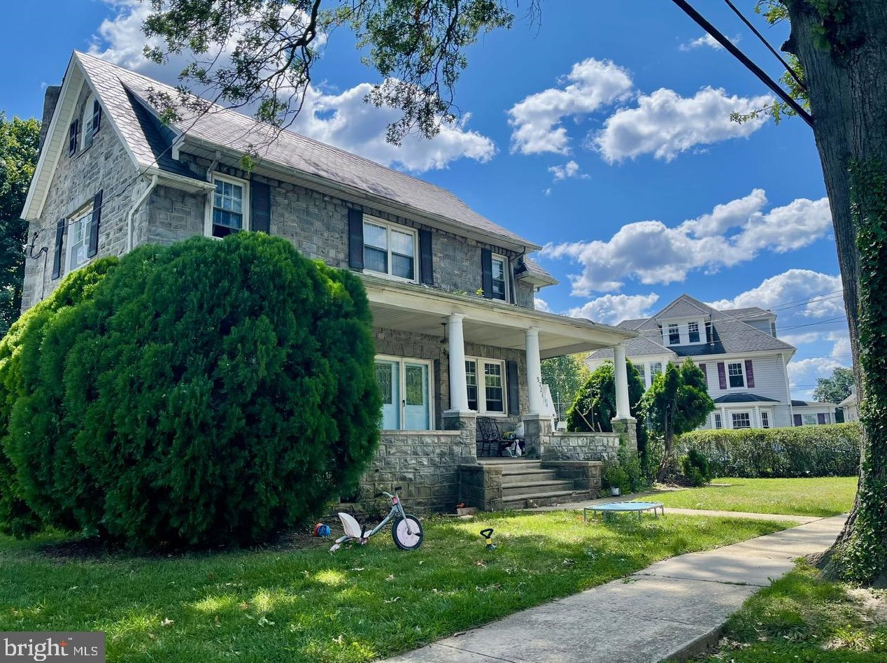 3726 Rosemont Ave, Upper Darby, PA 19026