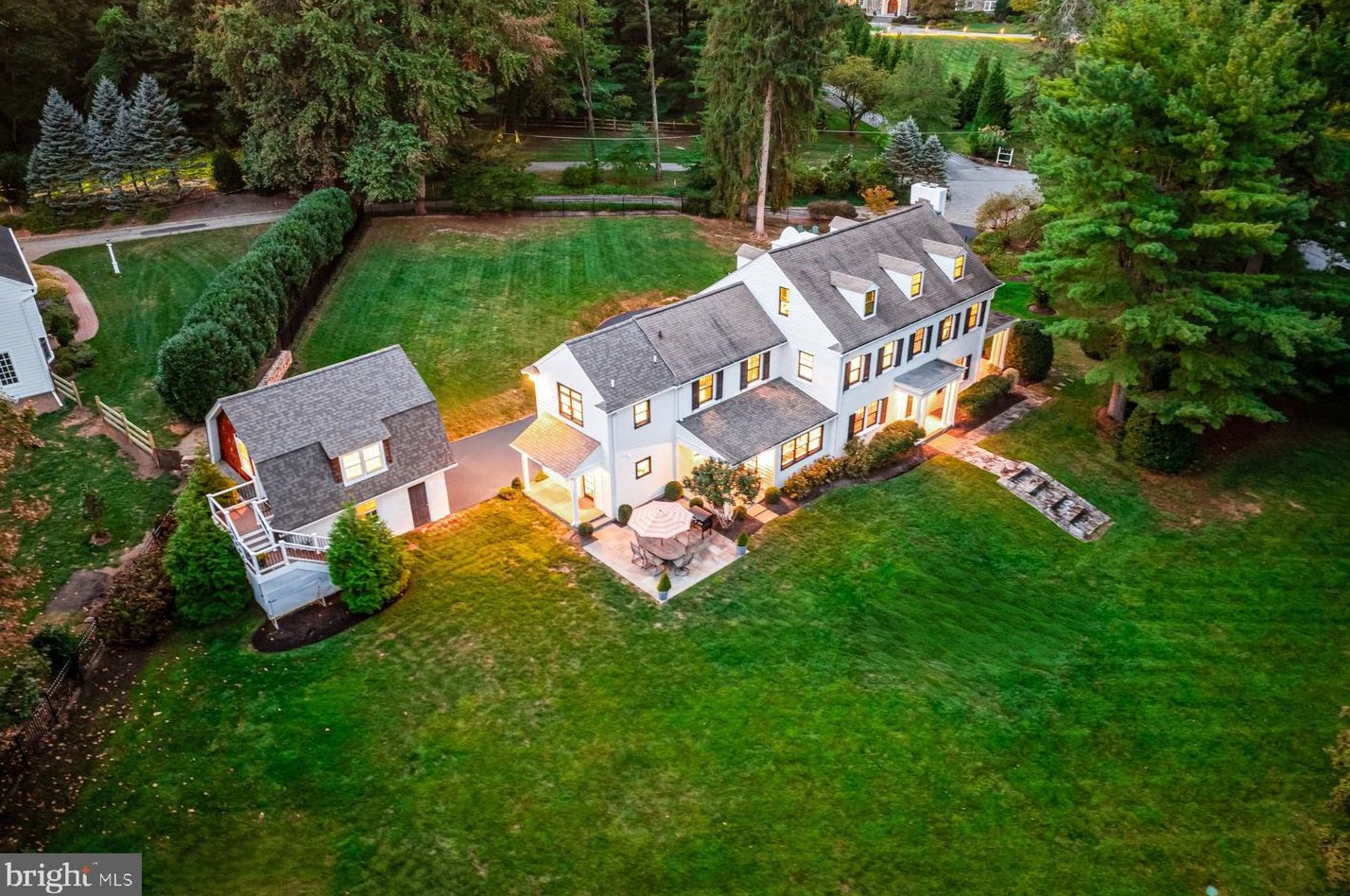 322 Edgehill Rd, Wayne, PA 19087