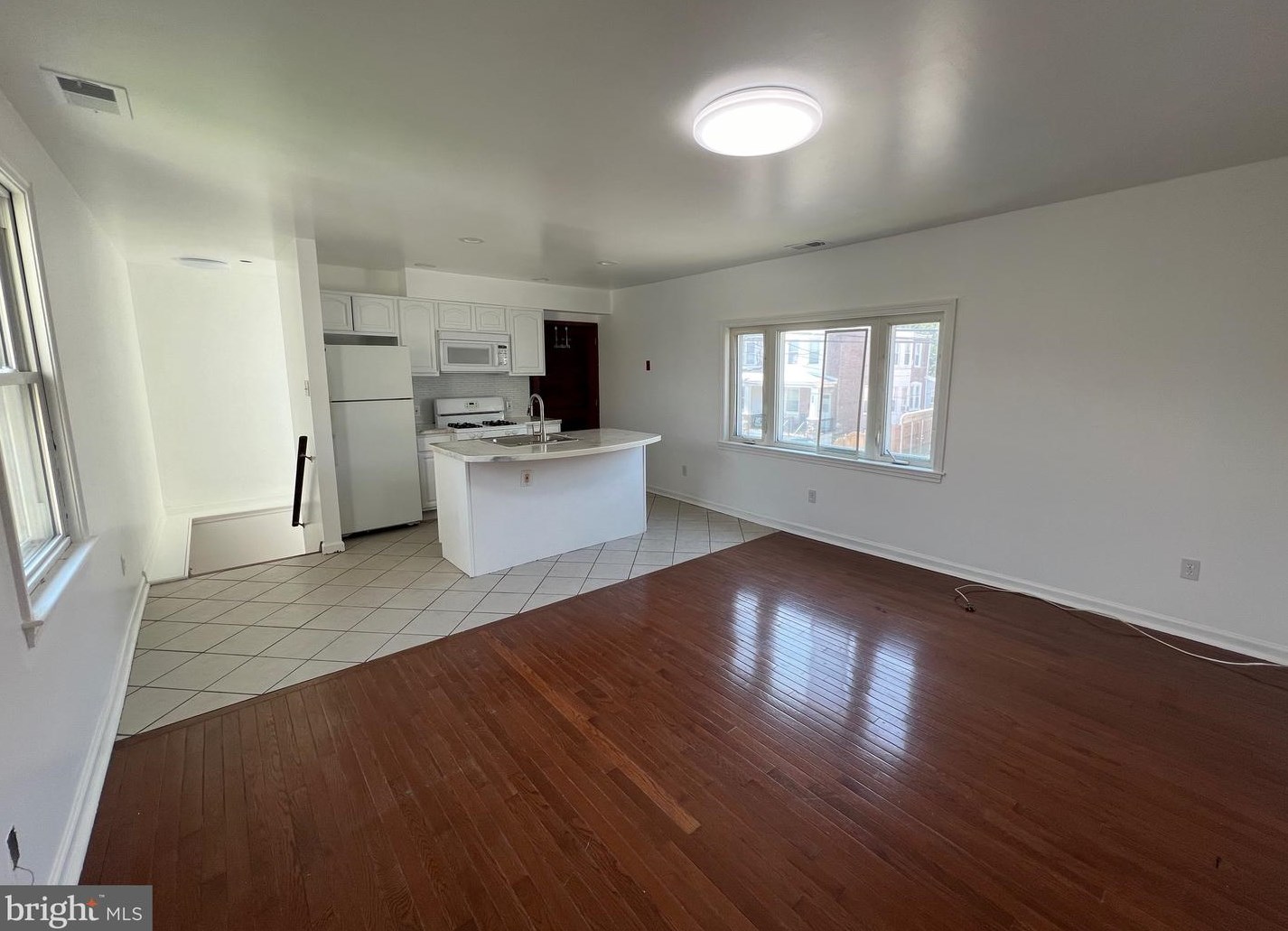 1102 3rd St #a, Tinicum Township, PA 19029