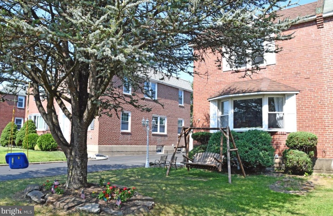 411 Burk Ave, Ridley Park, PA 19078