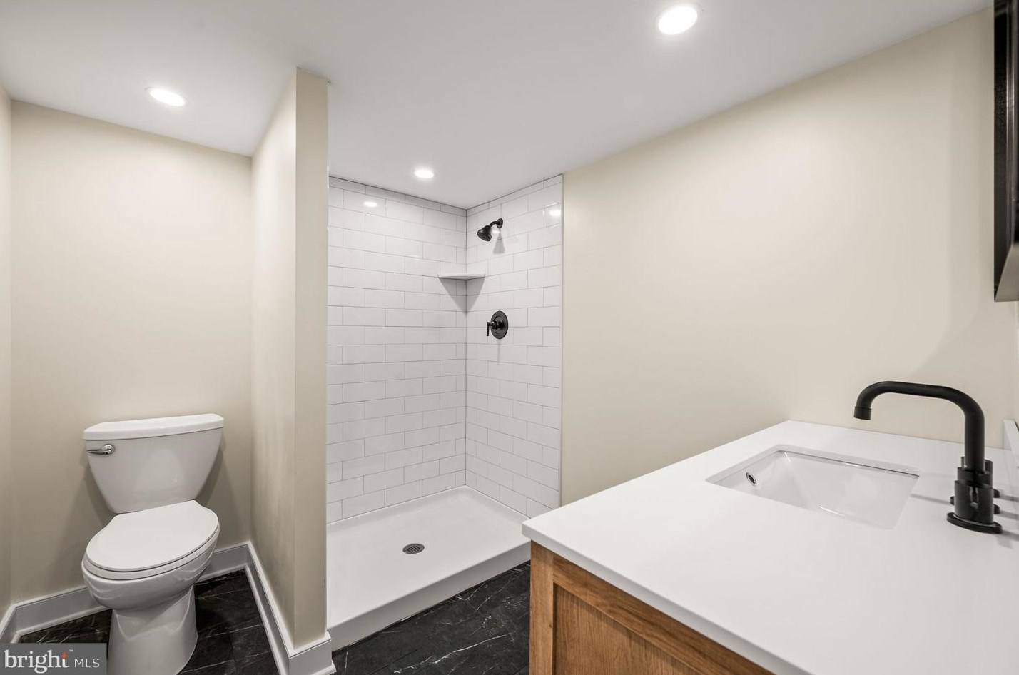 529 Old Middletown Rd, Media PA 19063-4429 exterior