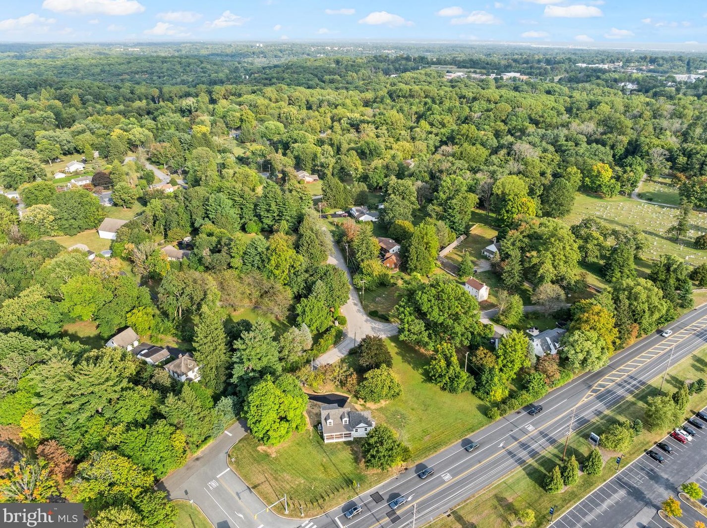 529 Old Middletown Rd, Media PA 19063-4429 exterior