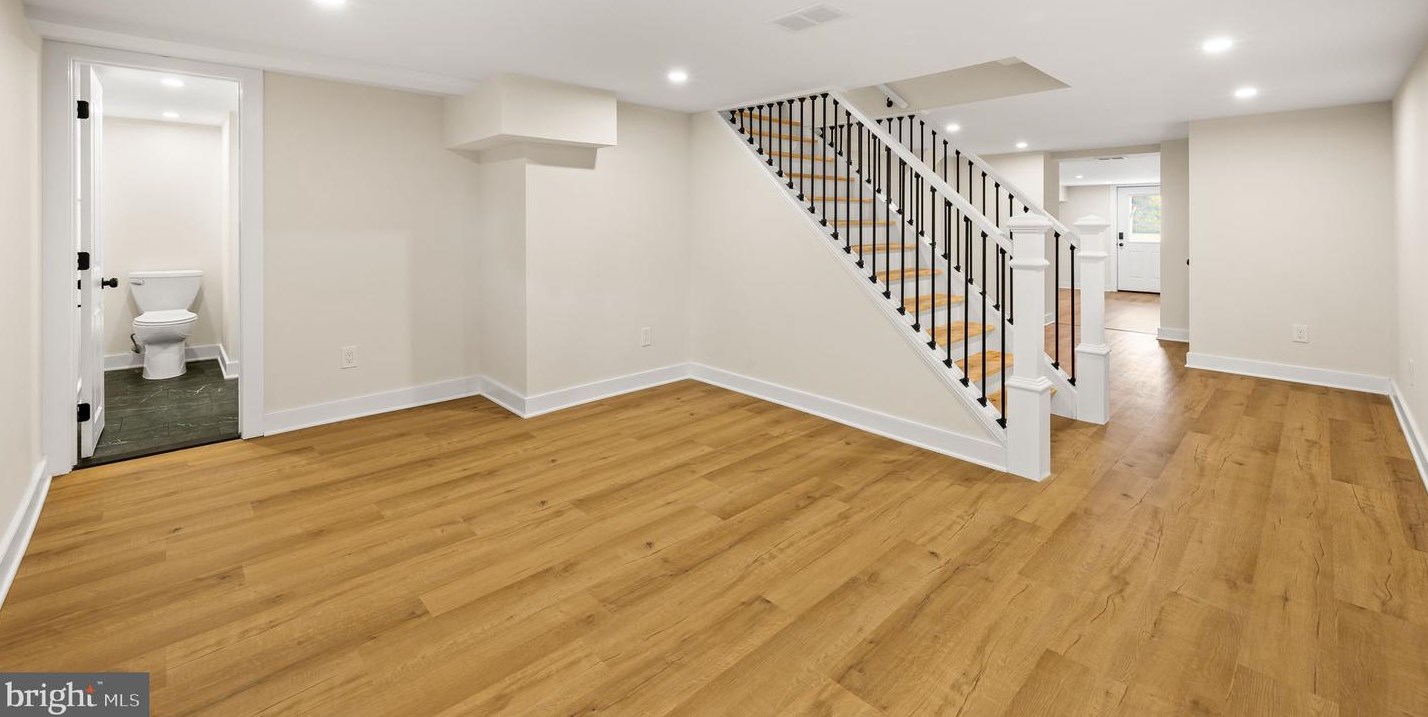 529 Old Middletown Rd, Media PA 19063-4429 exterior