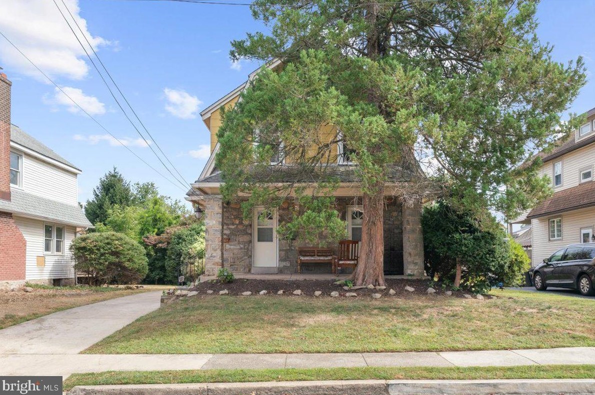 837 Mason Ave, Upper Darby, PA 19026