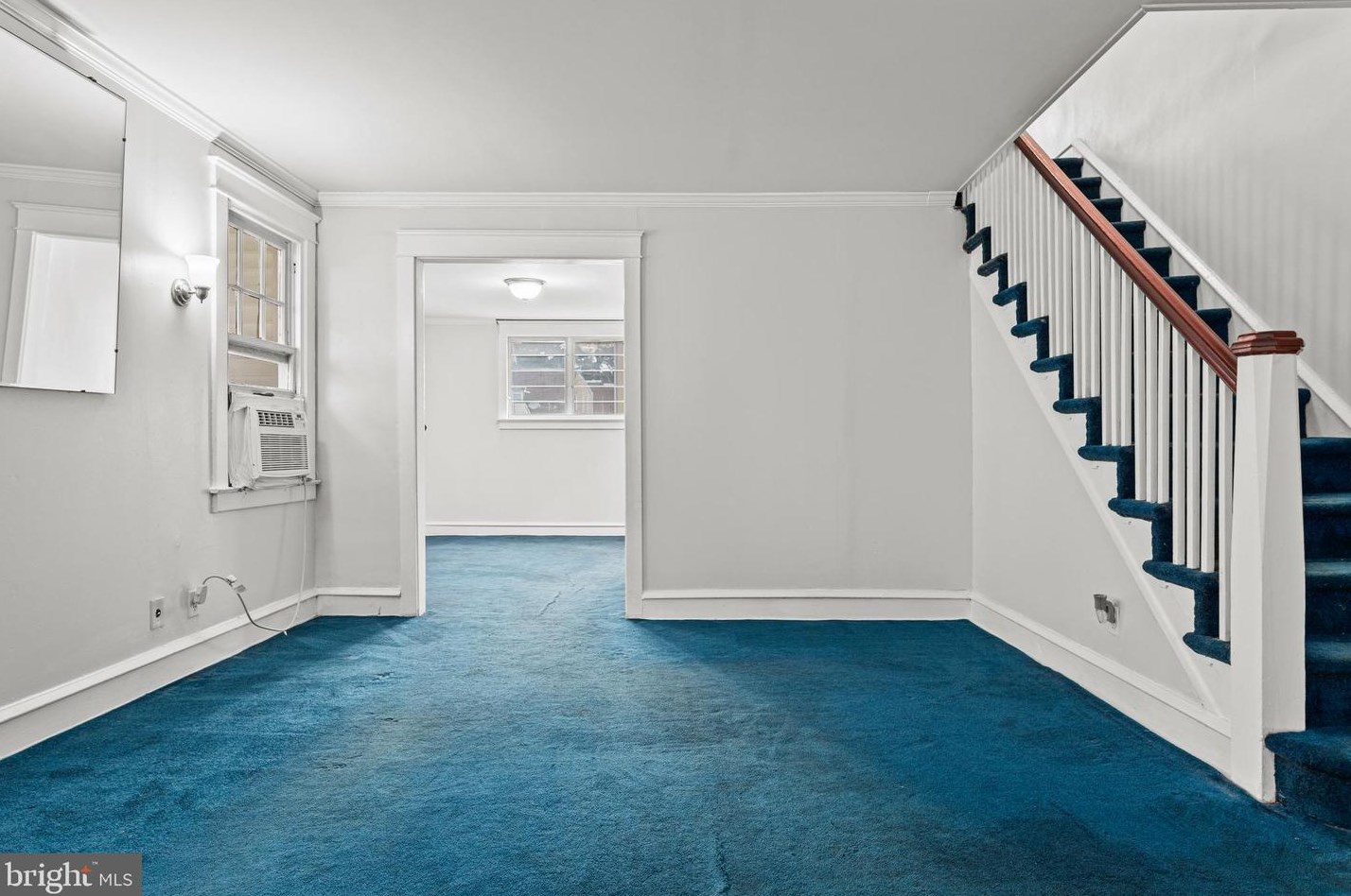 221 Barrington Rd, Upper Darby PA  19082-4217 exterior