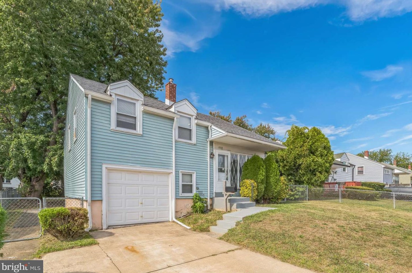 1328 Sunset St, Boothwyn, PA 19061