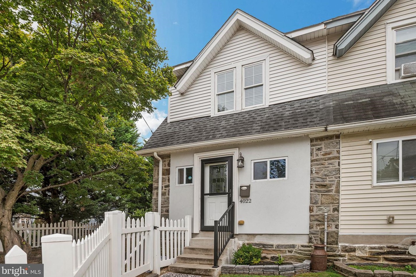 4022 Vernon Rd, Upper Darby, PA 19026