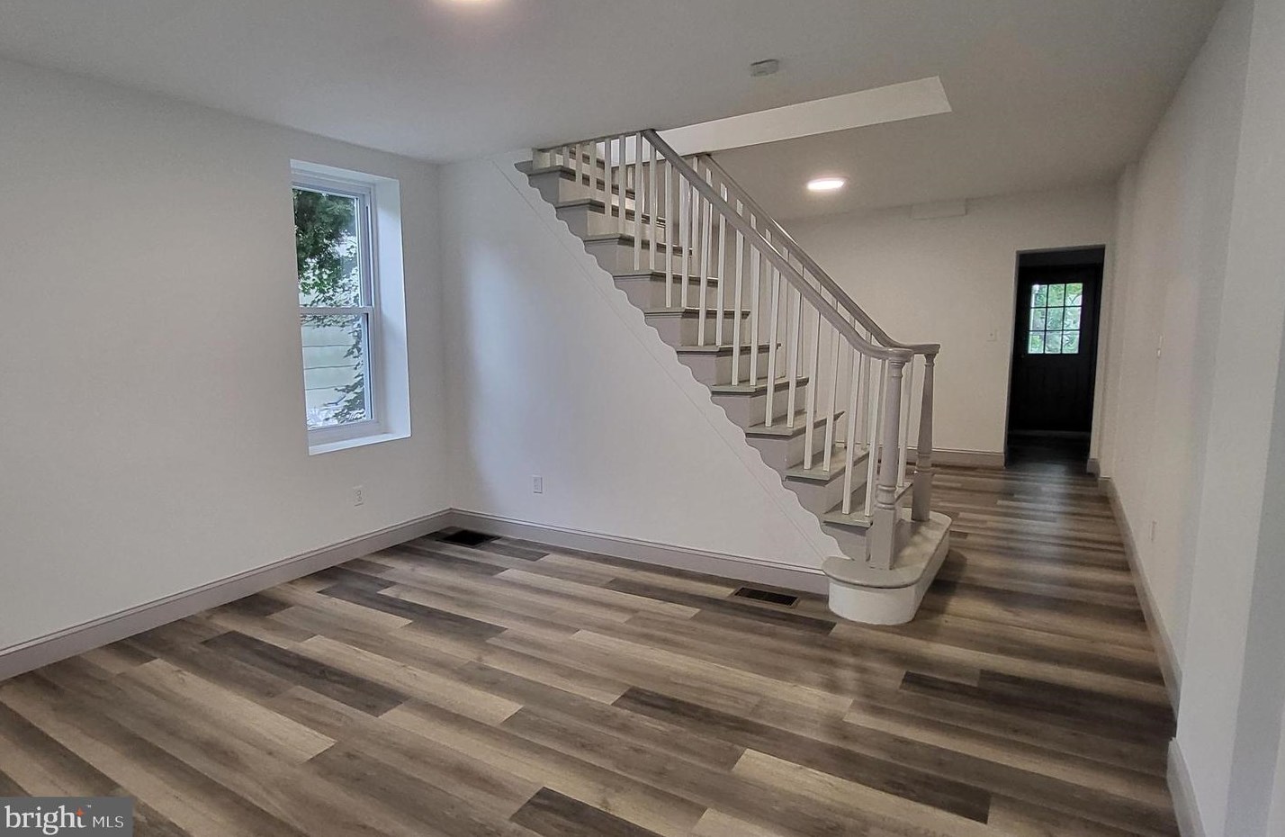 404 9th St, Chester, PA 19015