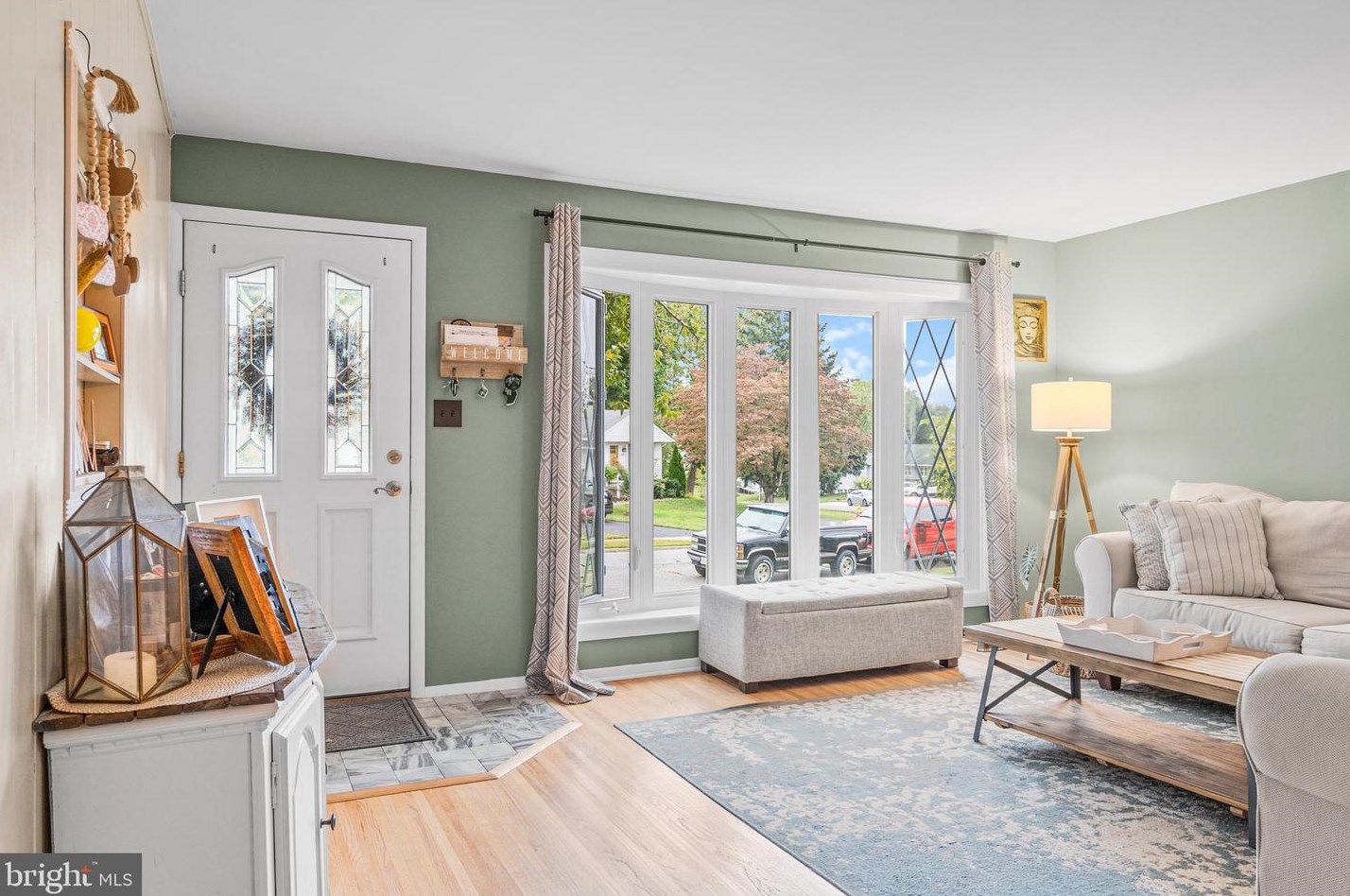 3760 Ridgewood Ln, Chester, PA 19015