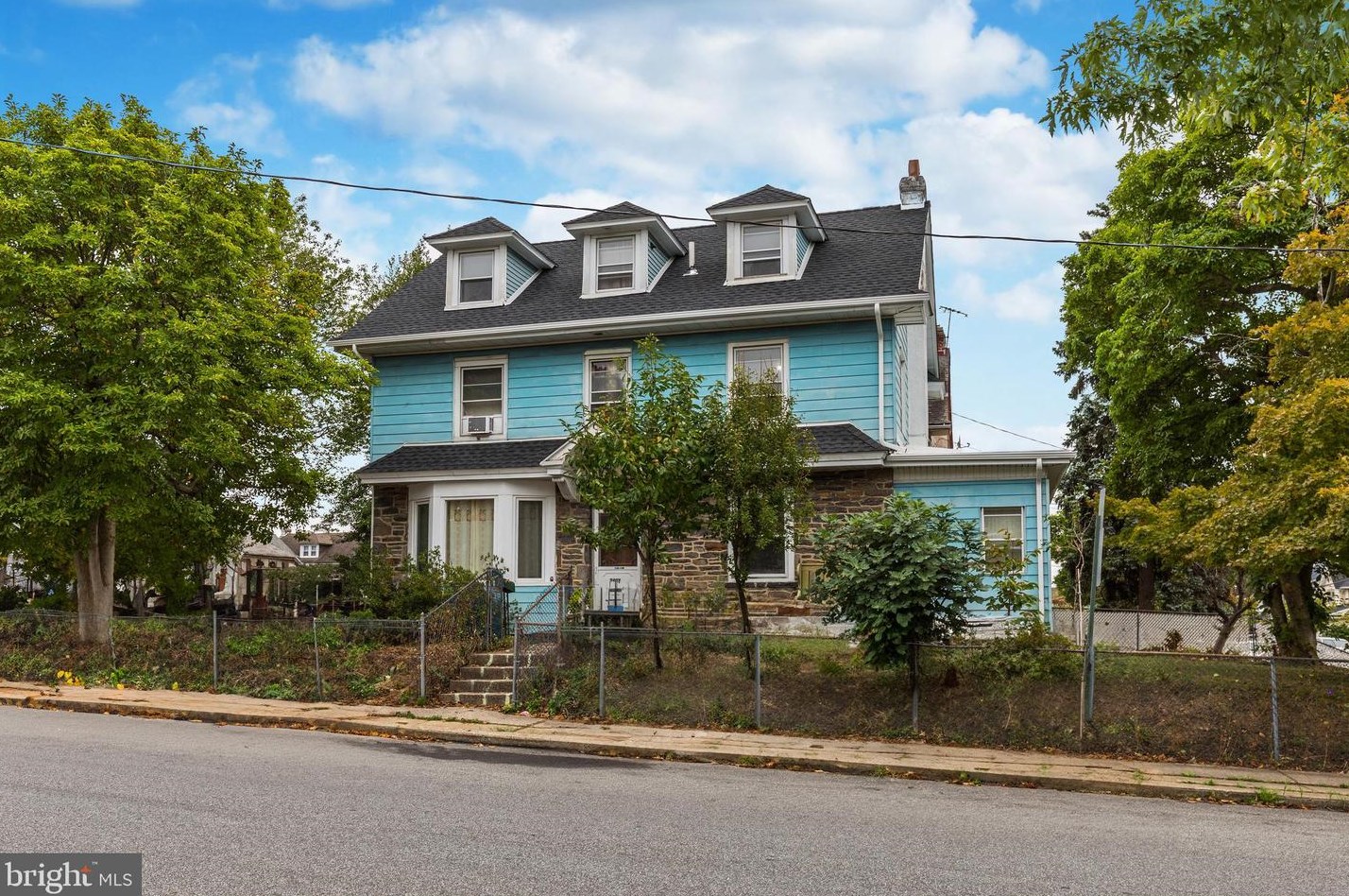 7017 Wayne Ave, Upper Darby, PA 19082