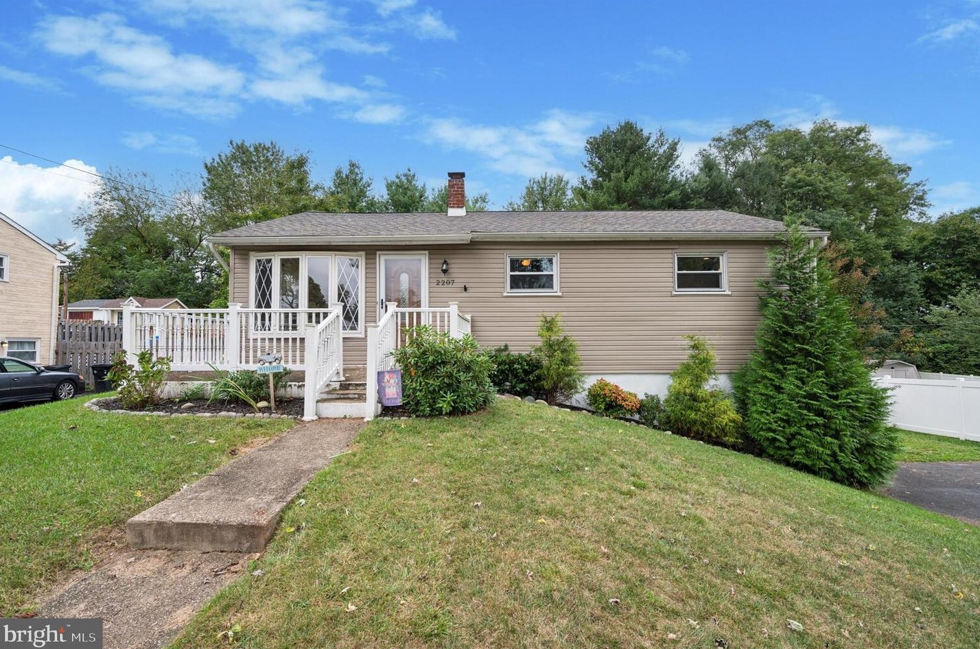 2207 Broomall St, Boothwyn, PA 19061