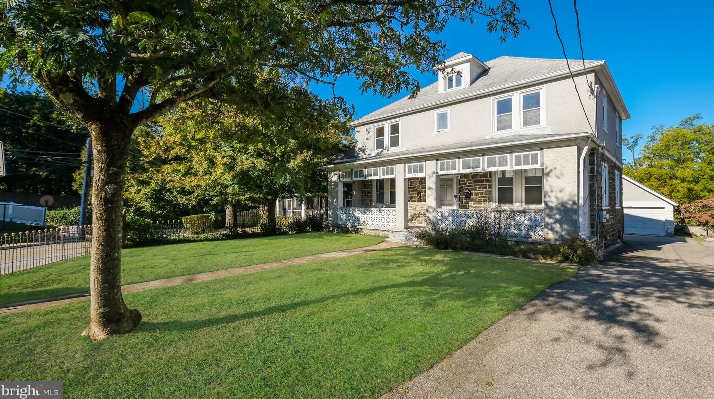 307 W Wayne Ave, Wayne, PA 19087