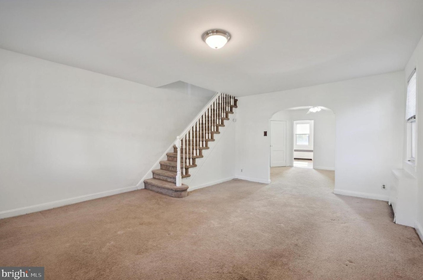 8106 Arlington Ave, Upper Darby, PA 19082