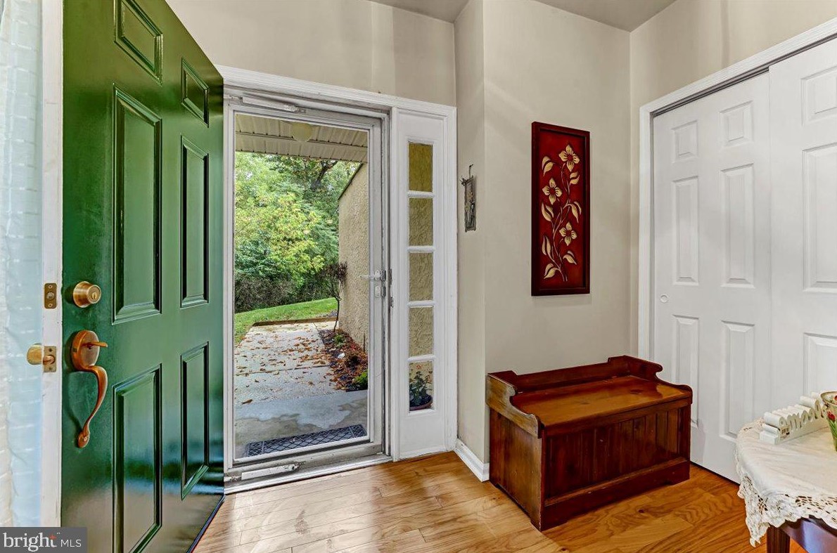 56 Bayberry Ct, Glen Mills, PA 19342-2001