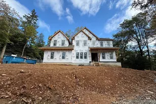 353 Oak Terrace, Wayne, PA 19087 - Photo 2