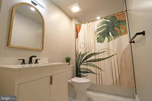 2366 Thomas Ave, Upper Chichester, PA 19014 - Photo 20