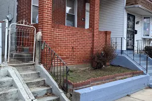 321 Highland Ave, Chester, PA 19013 - Photo 6