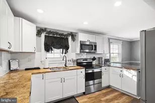 860 Wyndom Terrace, Secane, PA 19018 - Photo 10