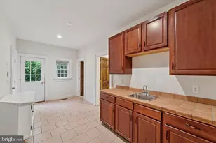 1 Dunminning Rd, Newtown Square, PA 19073 - Photo 14