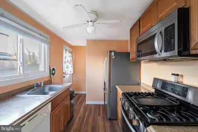 536 E Winona Avenue, Norwood, PA 19074 - Photo 4