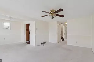 536 E Winona Ave, Norwood, PA 19074 - Photo 2