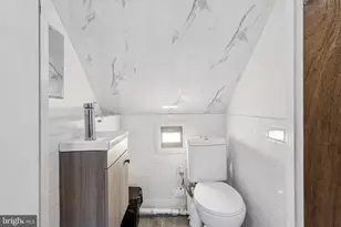 1707 Peach St, Upper Chichester, PA 19061 - Photo 20