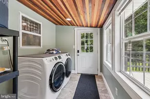 1707 Peach St, Upper Chichester, PA 19061 - Photo 10
