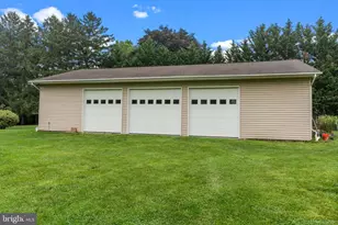 352 Concord Rd, Glen Mills, PA 19342 - Photo 2