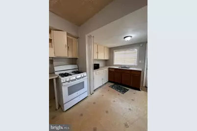 140 E 21st Street, Chester, PA 19013 - Photo 2