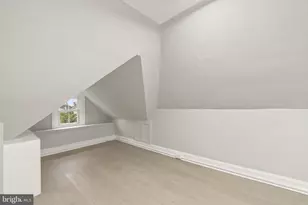 216 Collingdale Ave, Collingdale, PA 19023 - Photo 10