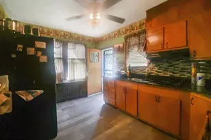 420 S 2nd St, Darby, PA 19023 - Photo 8