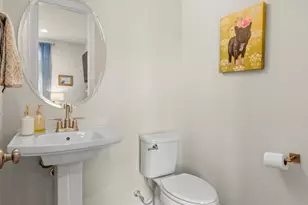 303 W Squire Dr, Newtown Square, PA 19073 - Photo 10