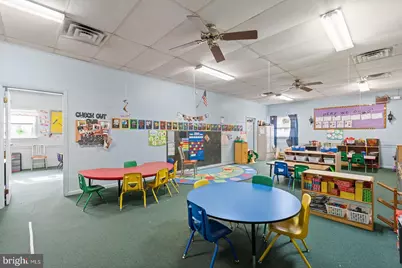 9 N Diamond Street, Clifton Heights, PA 19018 - Photo 6