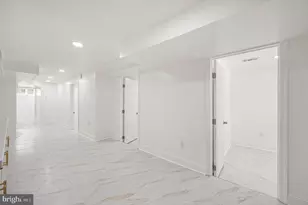 24 Sunshine Rd, Upper Darby, PA 19082 - Photo 28