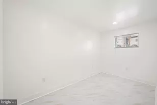 24 Sunshine Rd, Upper Darby, PA 19082 - Photo 32