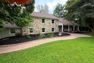 76 Dogwood Ln, Glen Mills, PA 19342 - Photo 4