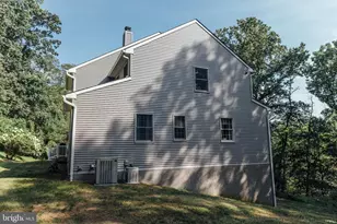 7 Slitting Mill Rd, Glen Mills, PA 19342 - Photo 4