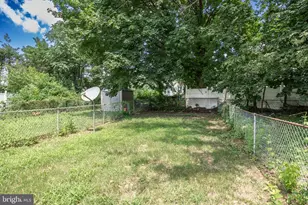 2013 Edgmont Ave, Chester, PA 19013 - Photo 24