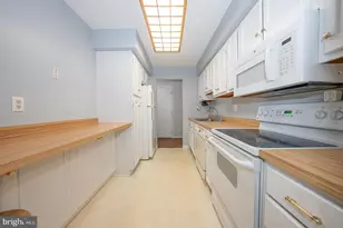 103 Summit Dr, Bryn Mawr, PA 19010 - Photo 12