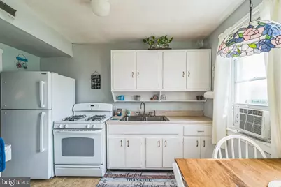 464 S Andrews Avenue, Glenolden, PA 19036 - Photo 16