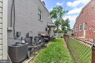 516 Edgewood Ave, Folsom, PA 19033 - Photo 22