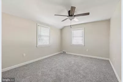 618 W South Avenue, Glenolden, PA 19036 - Photo 14