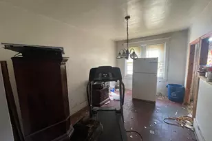 921 McDowell Ave, Chester, PA 19013 - Photo 6