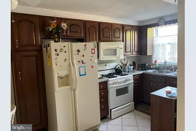 2404 Stoneybrook Lane #1, Drexel Hill, PA 19026 - Photo 8