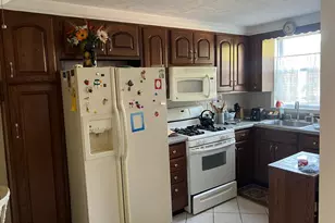 2404 Stoneybrook Ln, Drexel Hill, PA 19026 - Photo 8