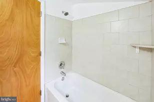 200 E Roland Rd, Brookhaven, PA 19015 - Photo 30