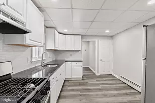 1363 Green St, Marcus Hook, PA 19061 - Photo 10