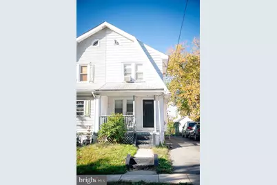 204 E Avon Road, Brookhaven, PA 19015 - Photo 2