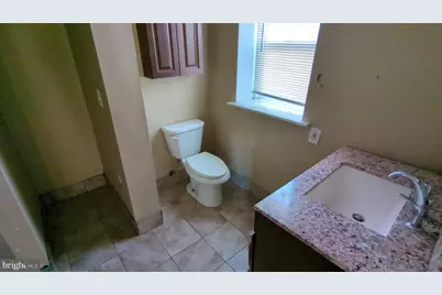 323 S Chester Pike, Glenolden, PA 19036 - Photo 14